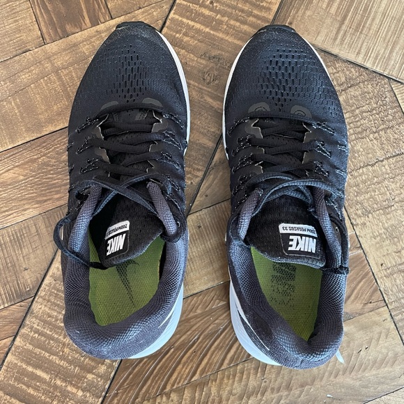 Nike Air Zoom Pegasus 33 Running Shoes - Picture 4 of 7